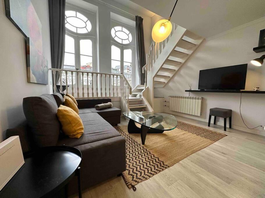 ヴィーゴEn Un Edificio Senorial: Duplex Totalmente Nuevo.アパートメント エクステリア 写真